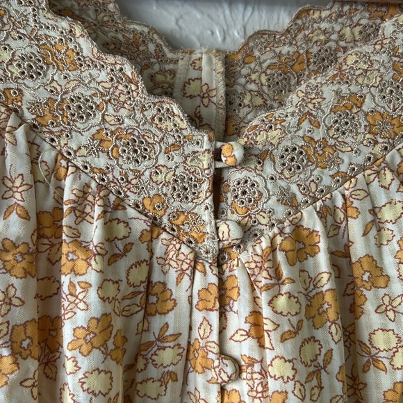 Madewell Eyelet Trim Tiered Mini Dress 🌼 Size Medium - Picture 3 of 11